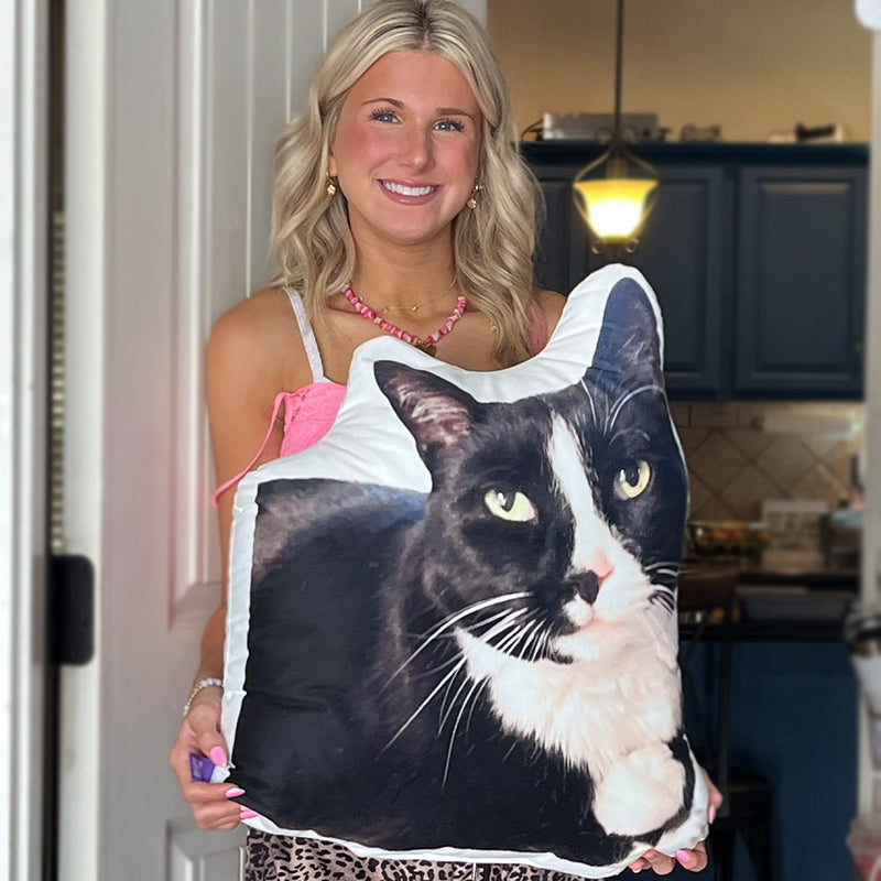 A Keepsake for the Cat Who Is Still Here, and the One Who Is Not