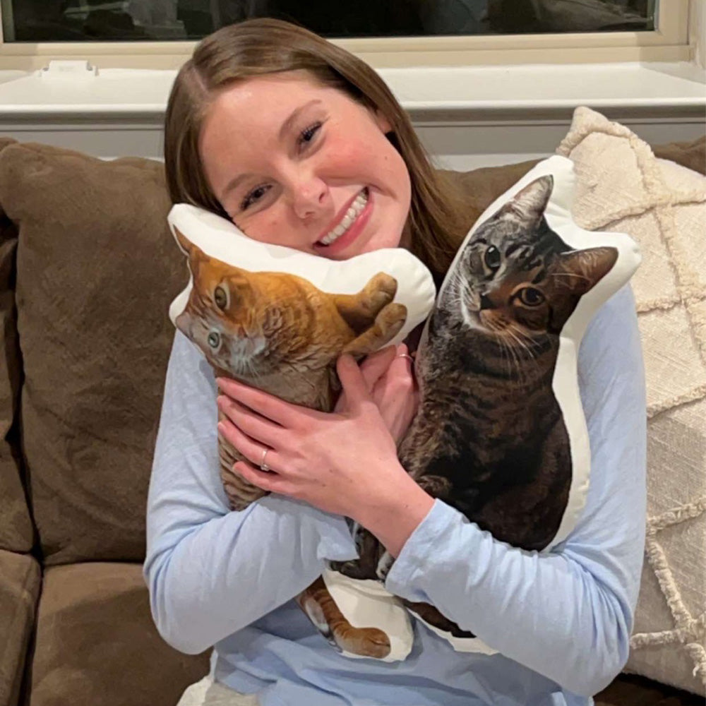 Custom cat pillow - Size: 16"