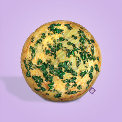 Almohada decorativa de pizza vegetariana por All About Vibe