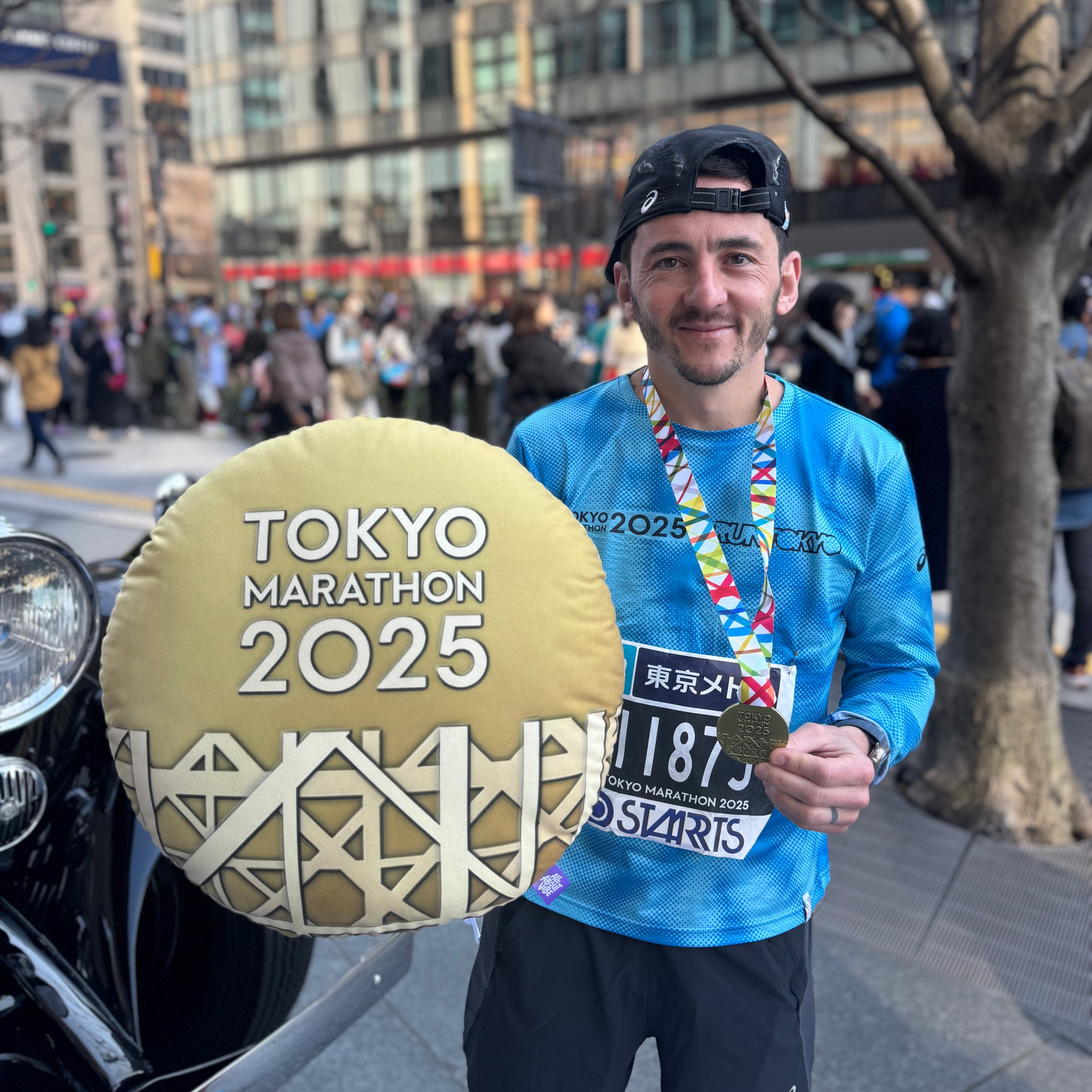 アンディ品 when three is a company Painting by Dada Adesoji Disu | Saatchi