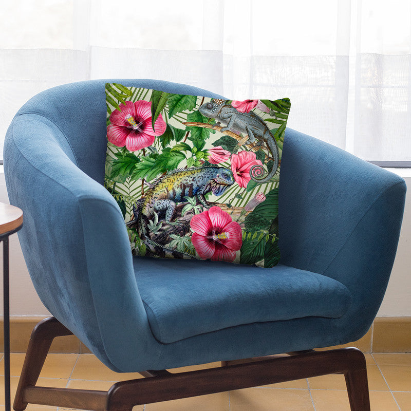 Tropical Iguana I Throw Pillow By Andrea Haase