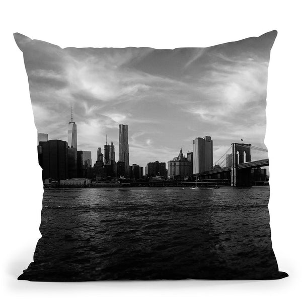 New York Skyline - Black And White Throw Pillow By Niklas Gustafson